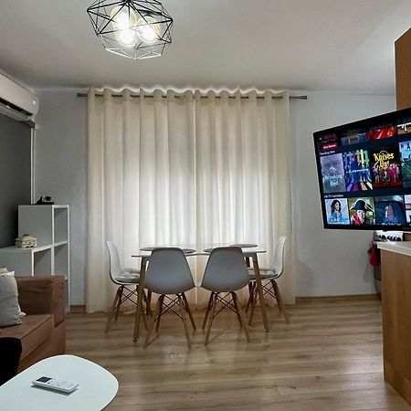 Luel Central Apartament Tirana Exteriör bild